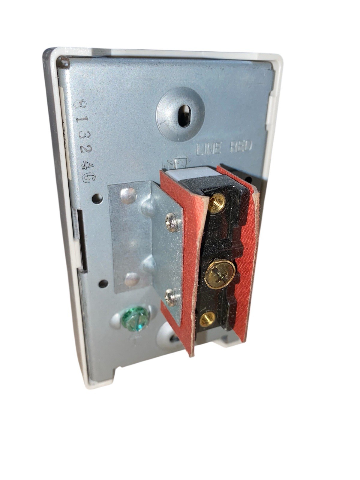 Line Voltage Mechanical Thermostat, Heating/Cooling, 120 to 277VAC