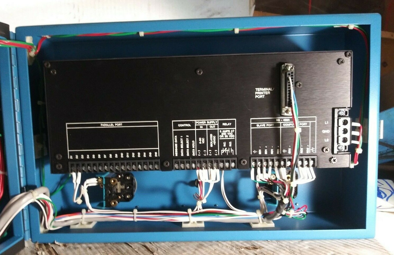 1 USED UTICOR TECHNOLOGY 58454 WELDER CONTROL BOX ***MAKE OFFER***