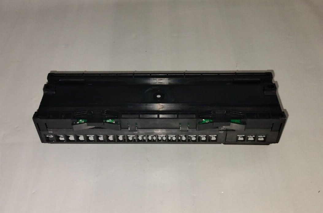Mitsubishi AJ65SBTB1-32DT2 AJ65SBTB132DT2 Input/ Output Module Unit