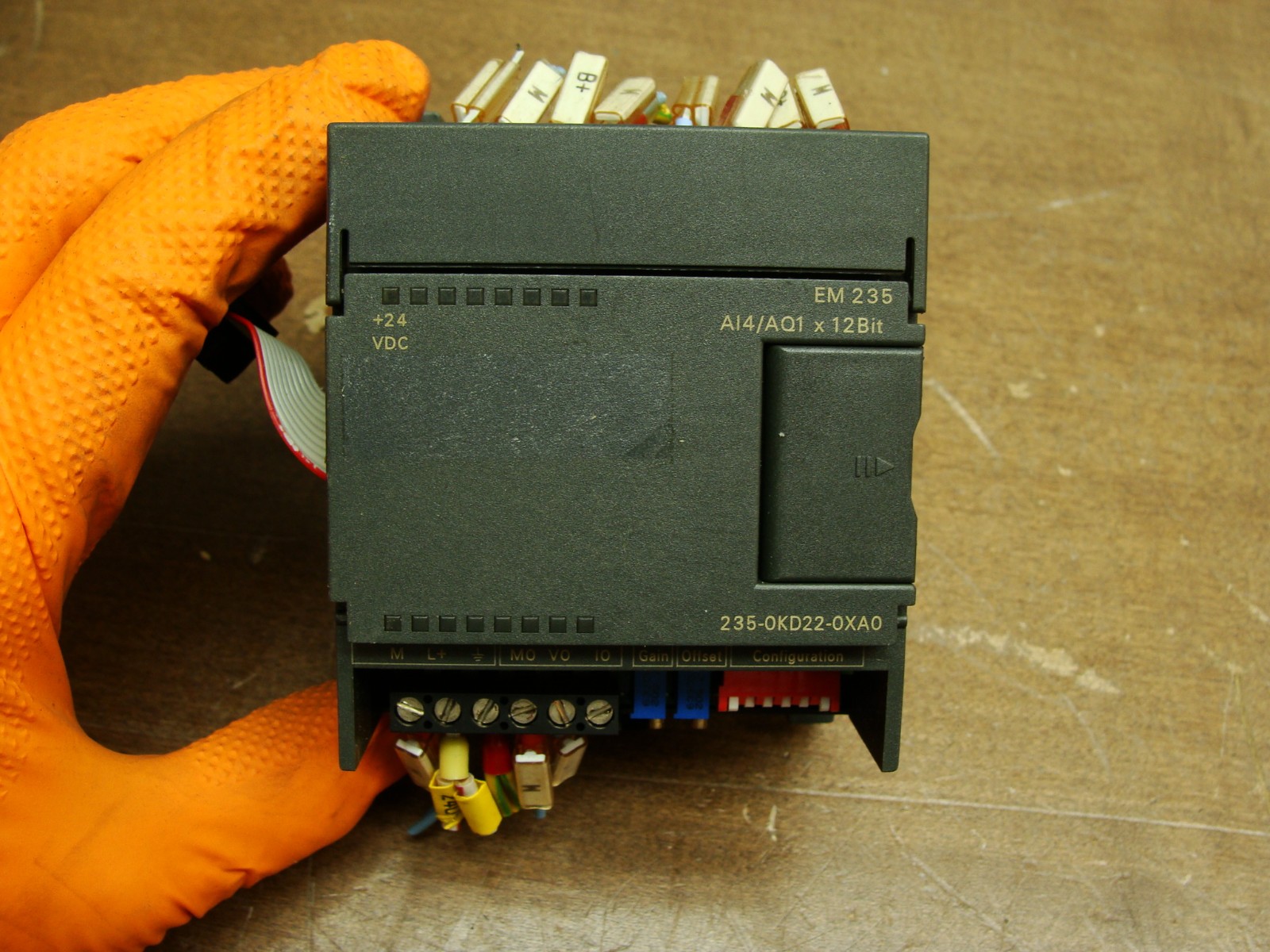SIEMENS SIMATIC S7-200 EM 235 ANALOG I/O EXPANSION MODULE 6ES7 235-0KD22-0XA0