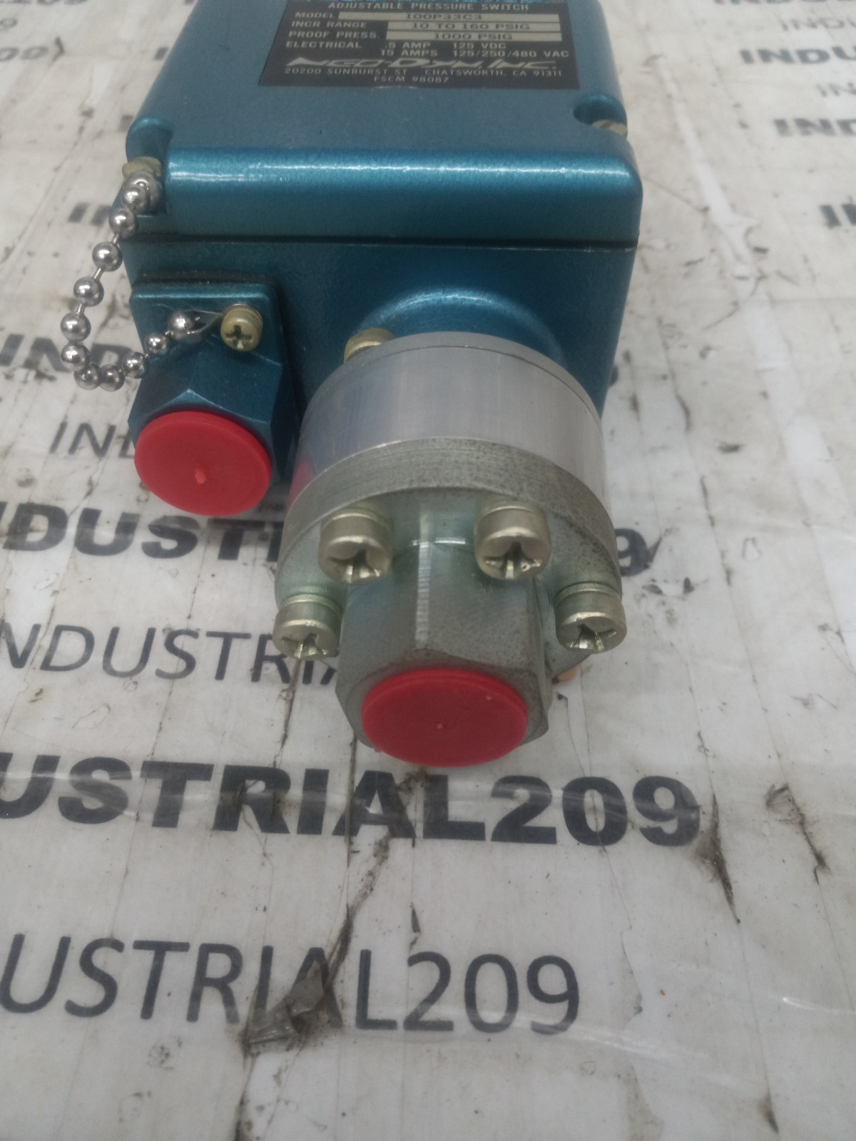NEO-DYN ADJUSTABLE PRESSURE SWITCH 100P33C3