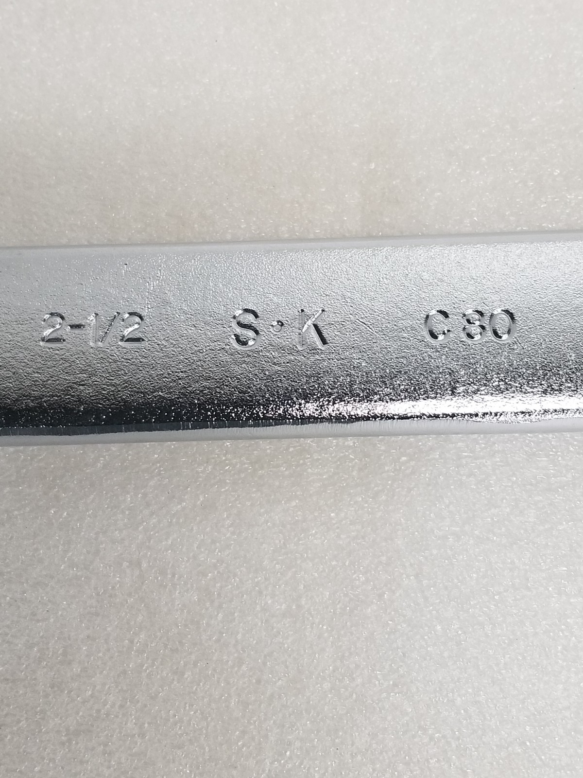 S-K Tools C80 Combination Wrench 2-1/2″ SurGrip 12-Point 31″-OAL Made in USA