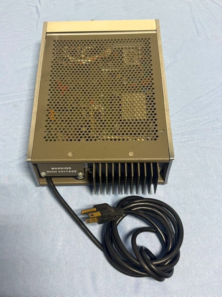 HP Hewlett Packard 0-100V 0-250 mA DC Current Source Model 6181C