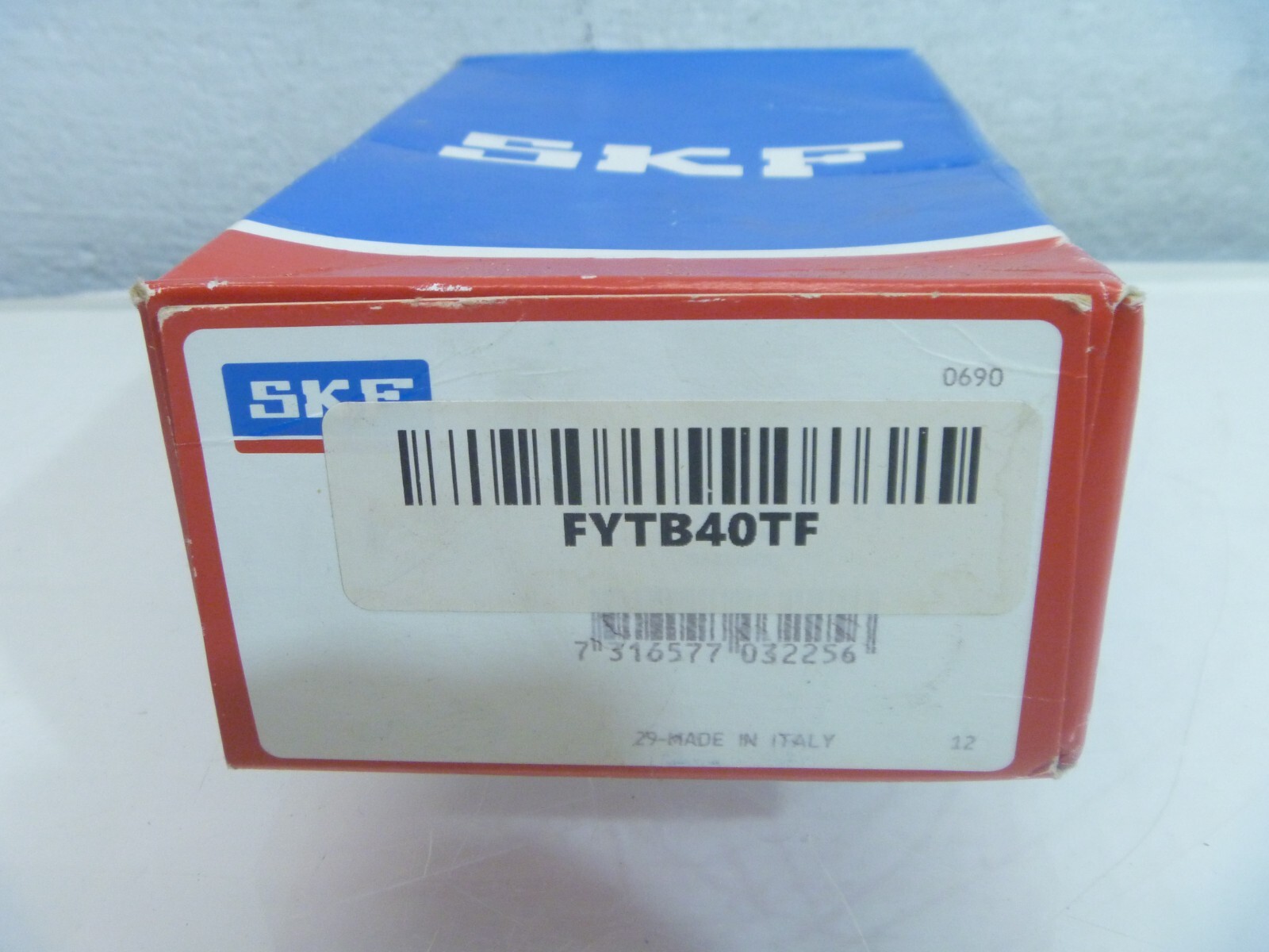 SKF BEARING TWO BOLT FLANGE FYTB-40-TF / FYTB40TF