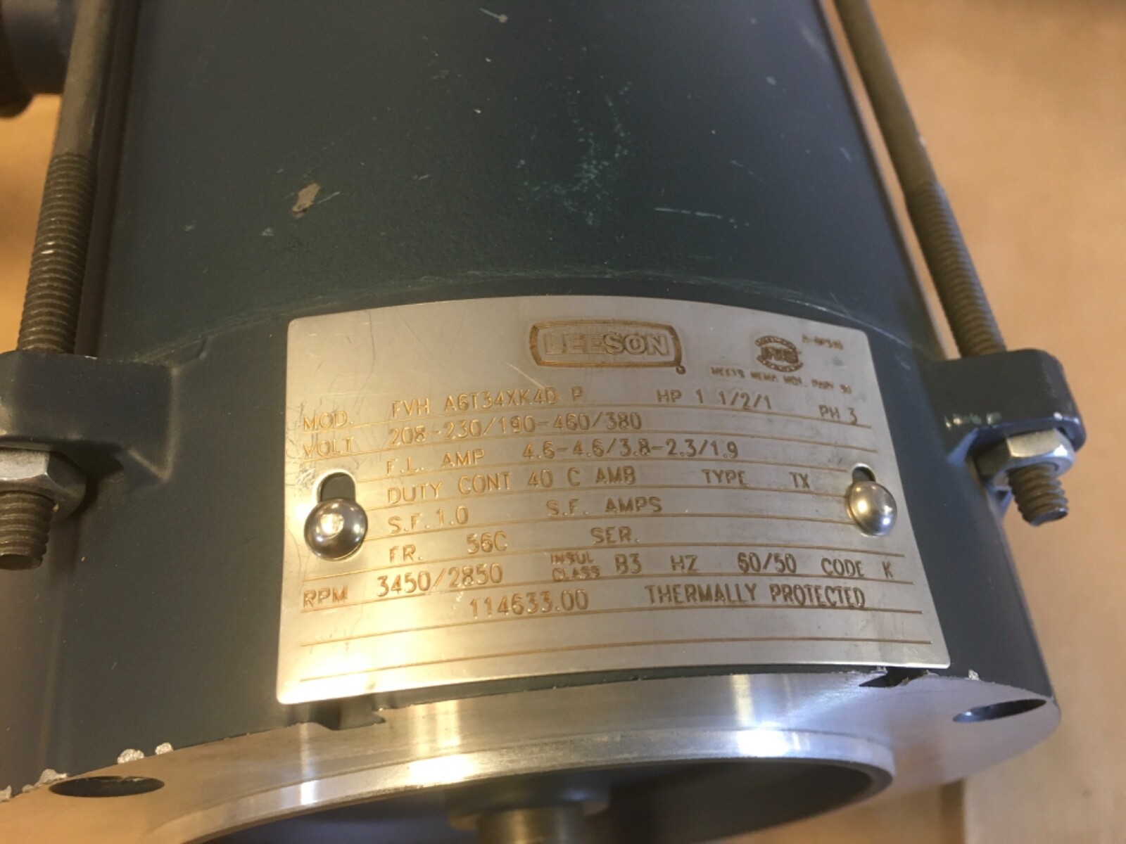 Leeson A6T34XK4D P, 114633.00 Gear Motor 3PH, 3450/2850 RPM, 1.5/1HP (KB)