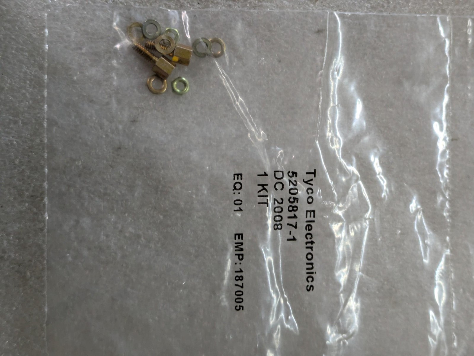TE Connectivity 5205817-1 AMPLIMITE D-Sub Female Screwlock Kit 4-40 OEM