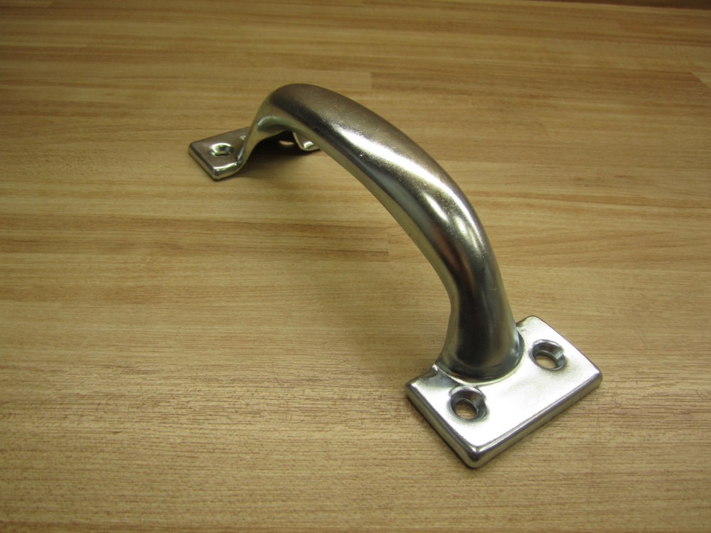 Stanley 81-0590 Door Pull SP482 7-7/8″
