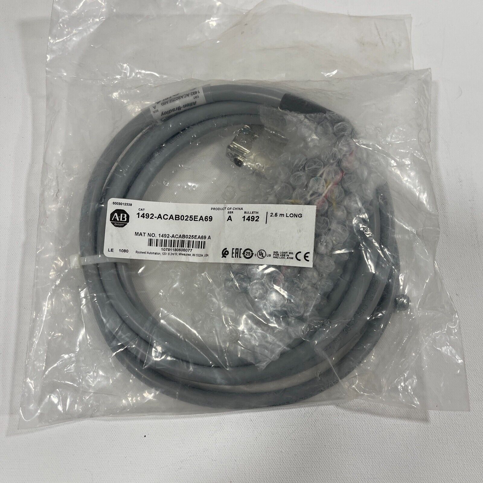 New! Allen Bradley 1492-ACAB025EA69 Analog Cable 2.5 m Long (8.2 FT) Ser A