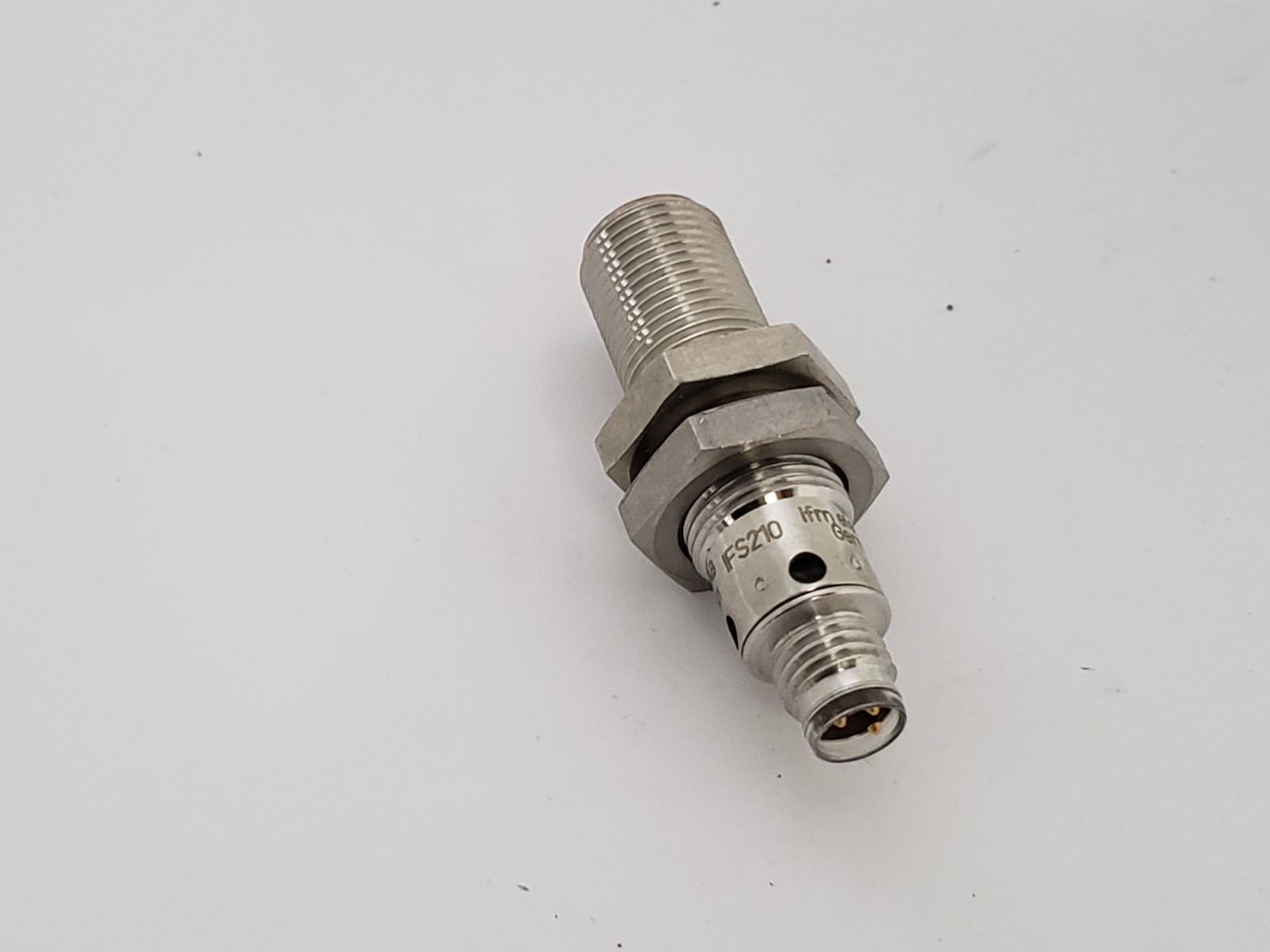 IFM ELECTRONIC IFS210 INDUCTIVE SENSOR PNP N.O. 3 PIN NNB