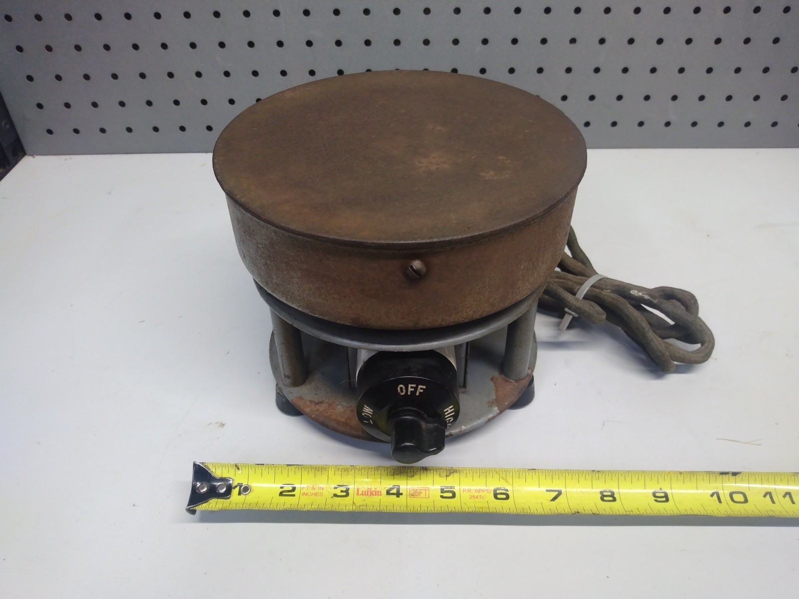 Vtg Edwin L. Wiegand Electric Iron Hot Plate 120V