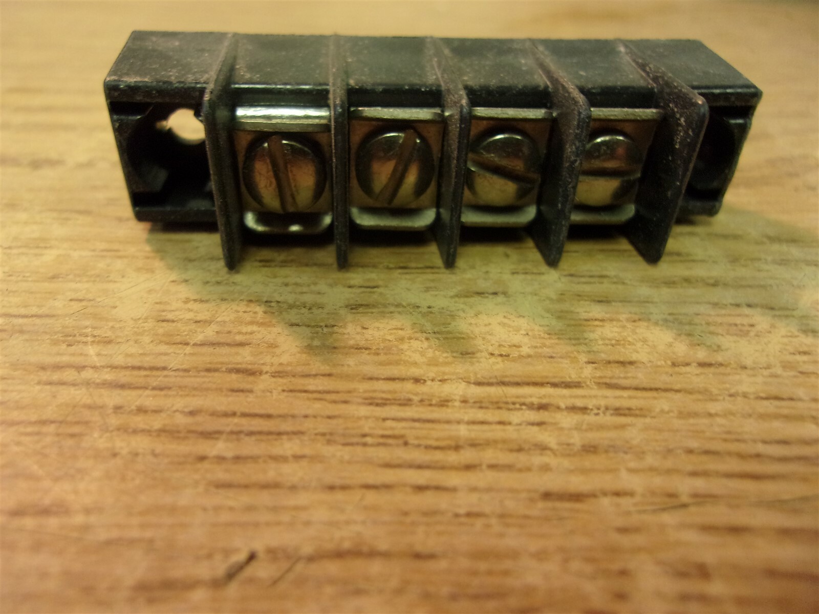 NEW Barrier Block Connector 4 0.437″ 11.10mm Circuit Lot of 2 *FREE SHIPPING*