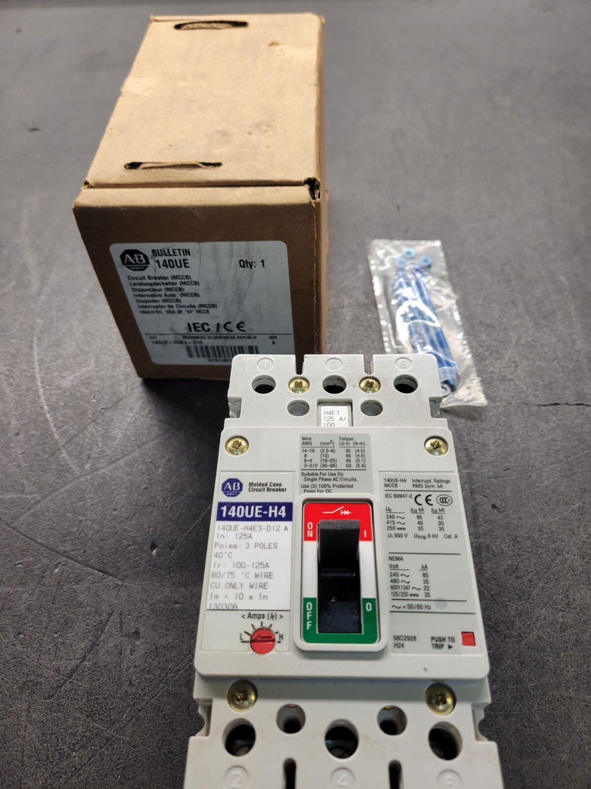 Allen Bradley 140UE-H4E3-D12 Breaker.