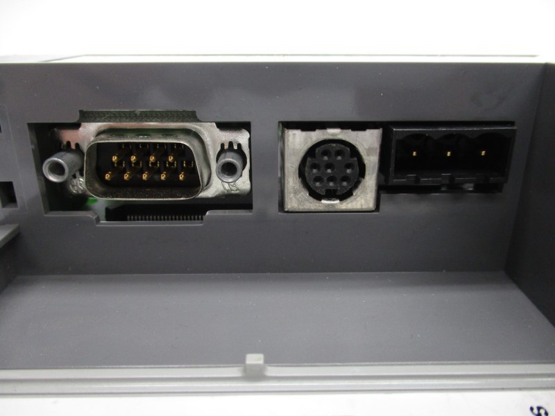 ALLEN BRADLEY 1747-L542 SER.C F/W 10 REV. 7 24VDC 1A (NO KEY) UNMP