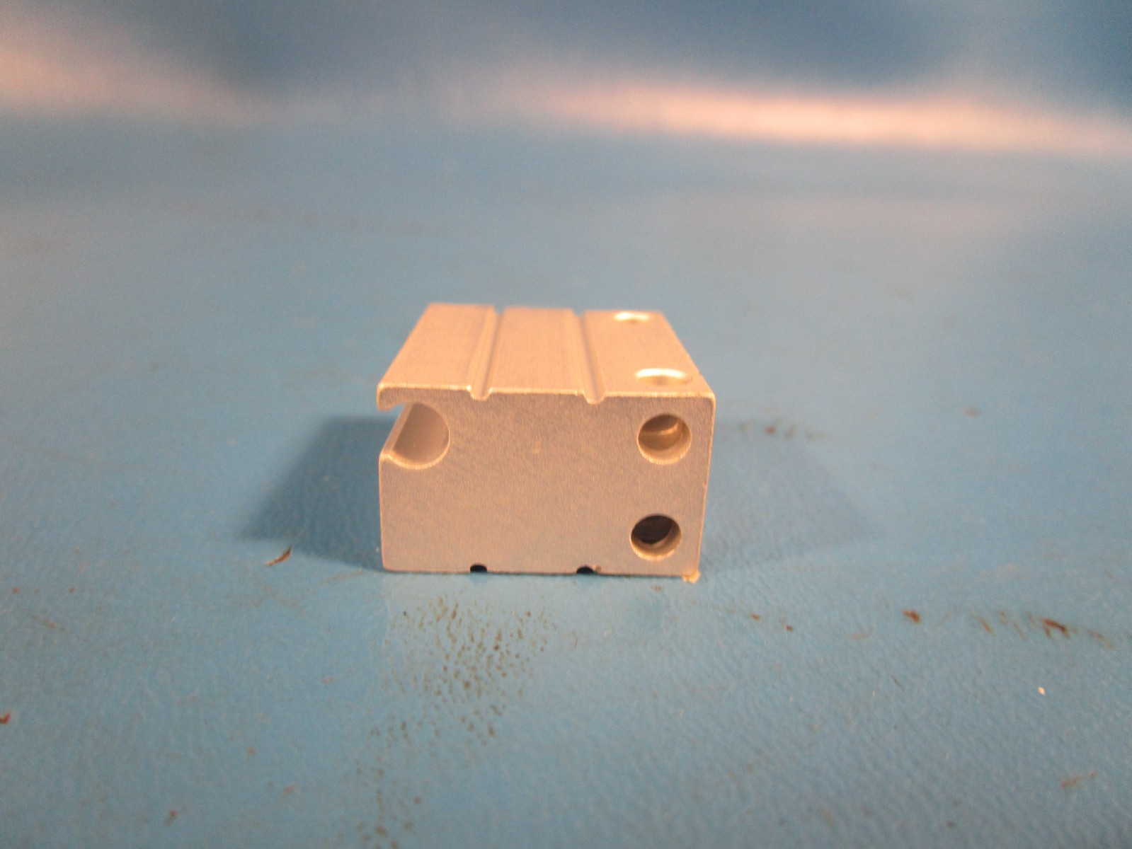 SMC CDUJB8-6DM, Mini Free Mount Cylinder, 8mm Bore, 6mm Stroke, Auto Switch