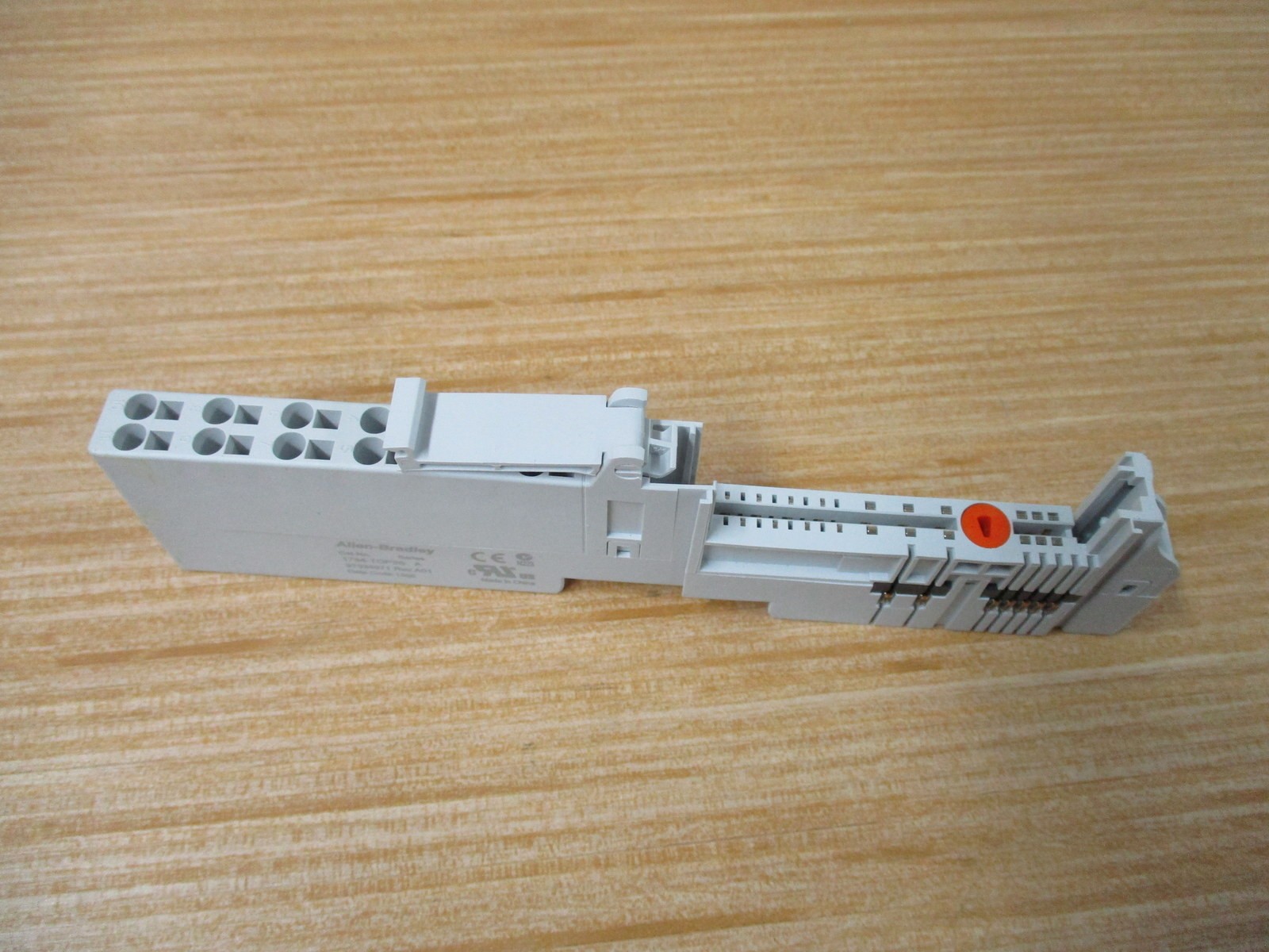 Allen Bradley 1734-TOP3S Terminals Base 1734TOP3S Ser. A, Rev A01