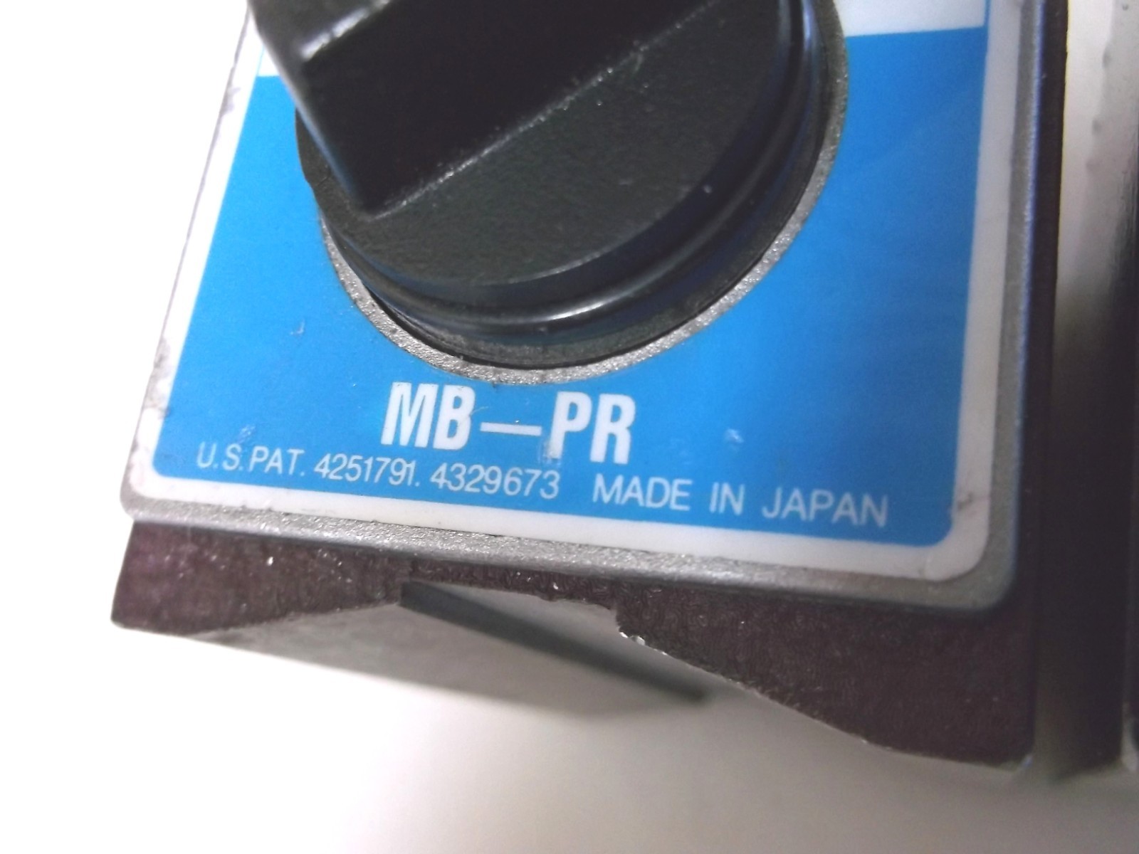 Kanetec MB-PR Eclipse Magnetic Base (Set of 3)