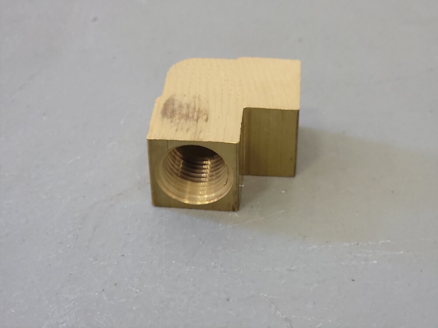 SURPLUS NEW ACE 1/2″ x 1/2″ 90 Deg Female Elbow Brass 46173 (Box of 5) –