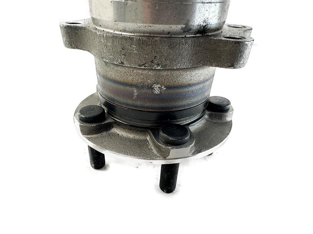 Moog Wheel Bearing and Hub Assembly for Subaru 512518 NEW FREE FAST SHIP