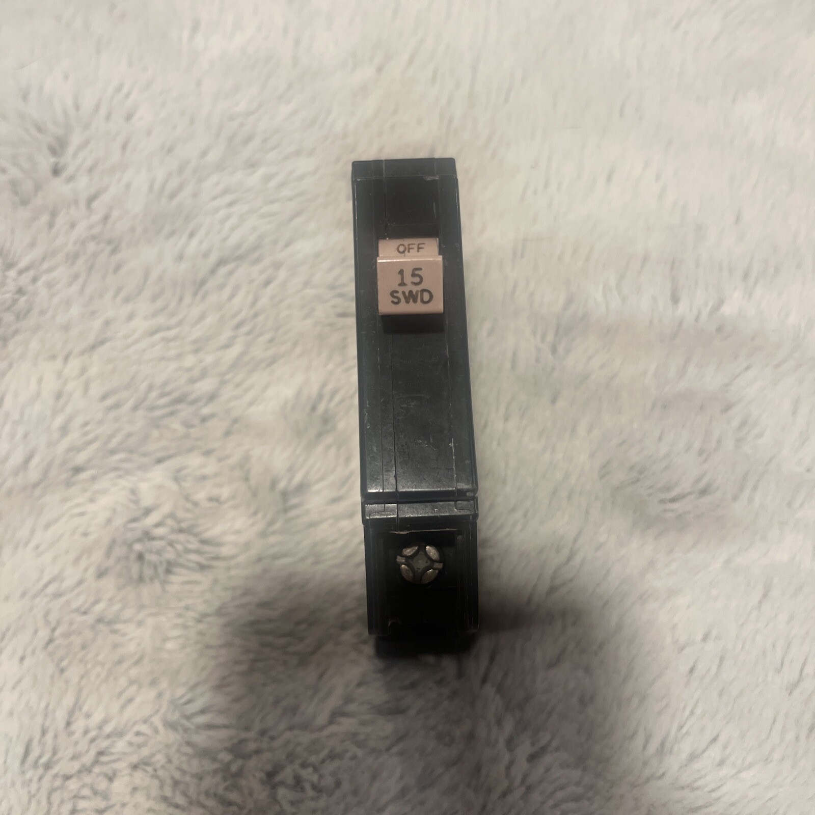 Eaton Circuit Breaker E11713 Type CH Class CTL SWD 15 1 POLE Plastic Foot