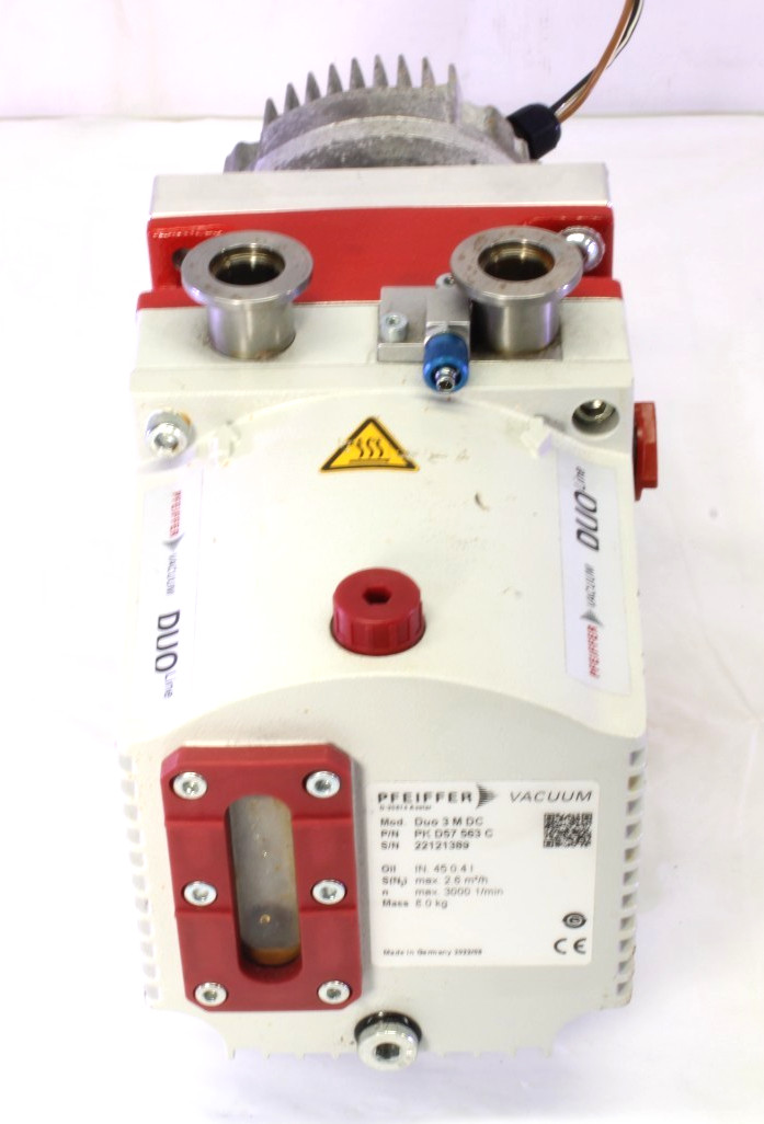 PFEIFFER Duo 3 M DC, PK D57 563 C Vacuum Pump, For Parts/Repair