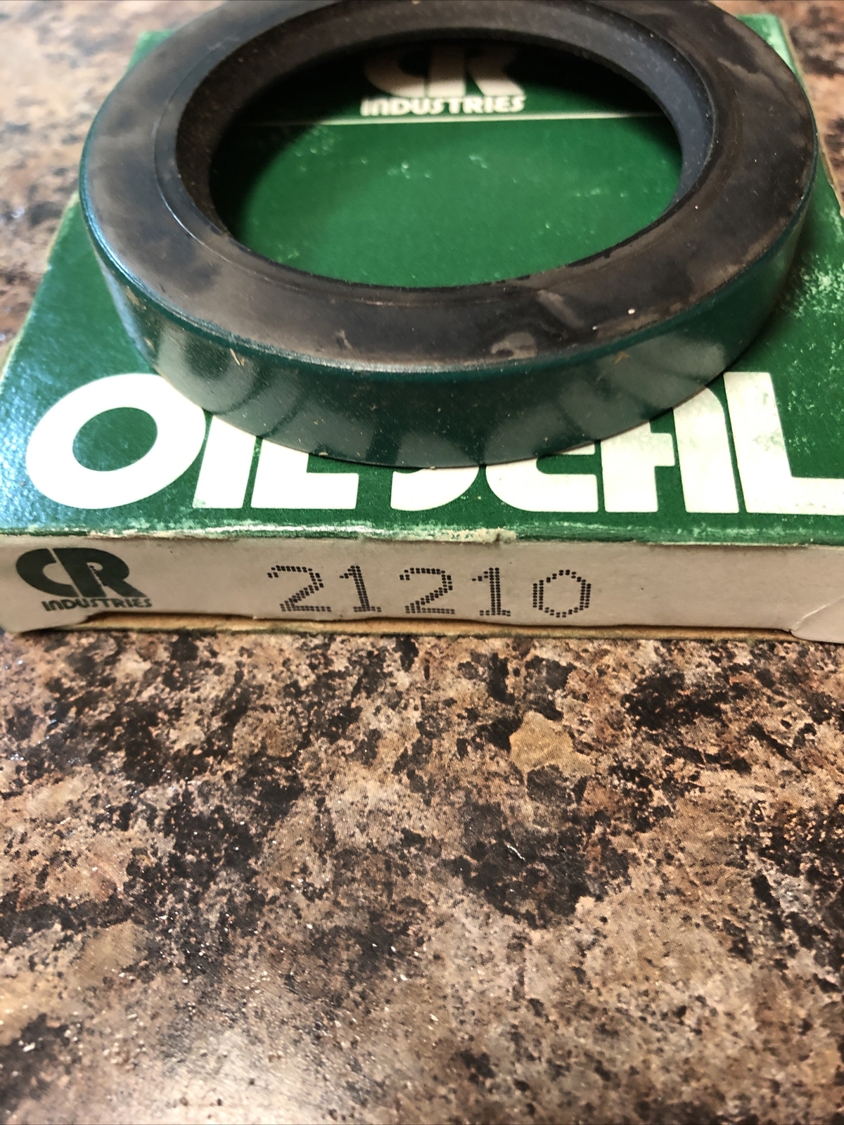 Chicago Rawhide SKF CR 21210 Oil Seal F+S!
