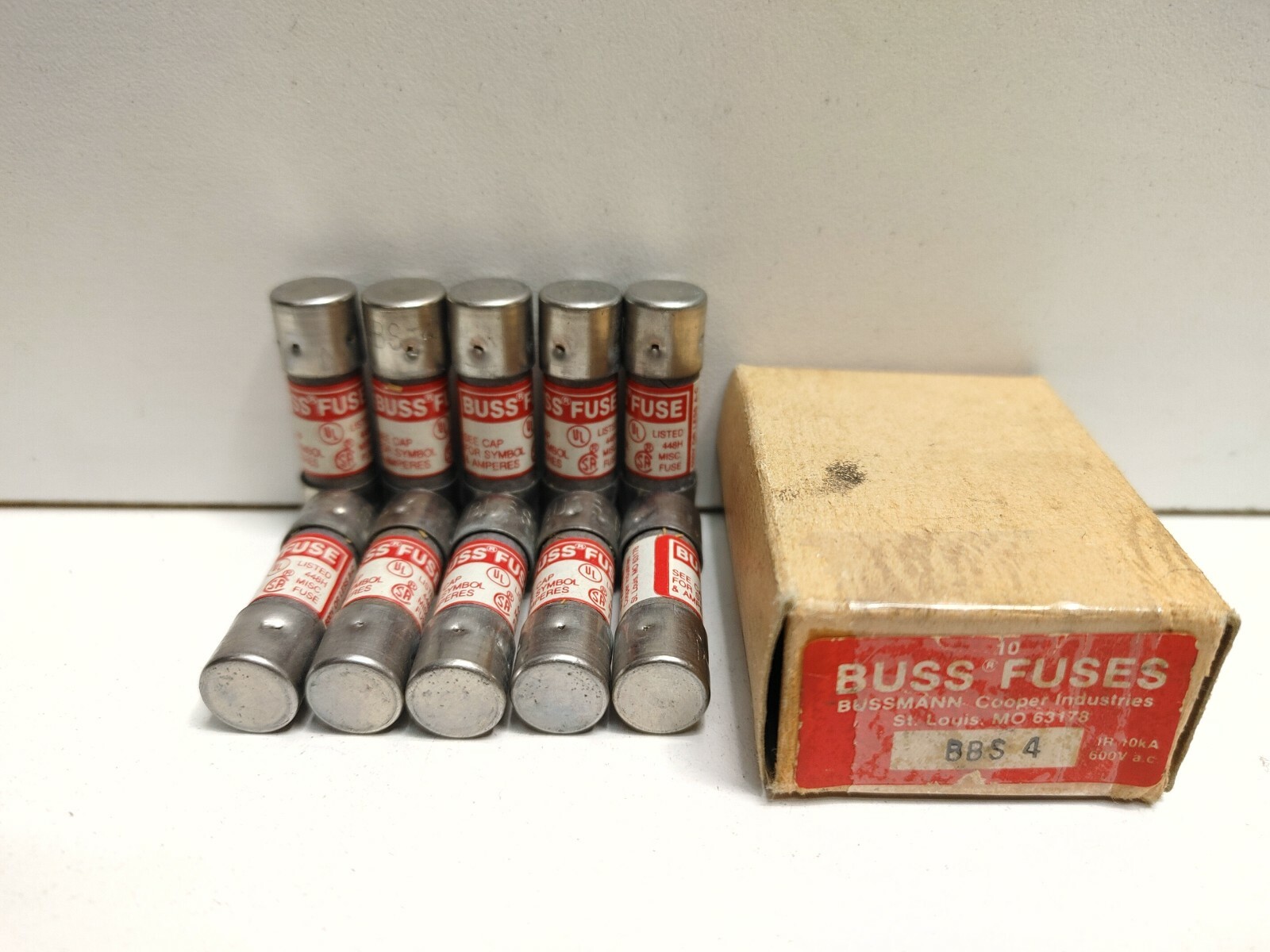 LOT OF 10 NEW OLD STOCK! BUSSMANN 4A 600V FUSES BBS-4
