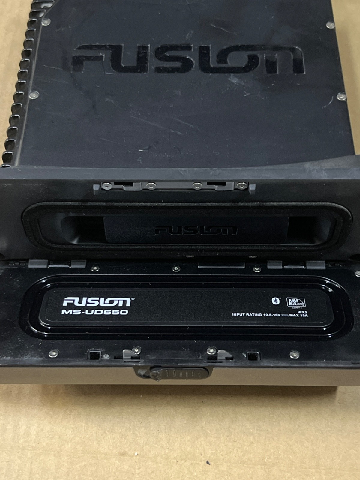 Fusion MS-UD650 650 Series FusionLink Bluetooth Radio Stereo