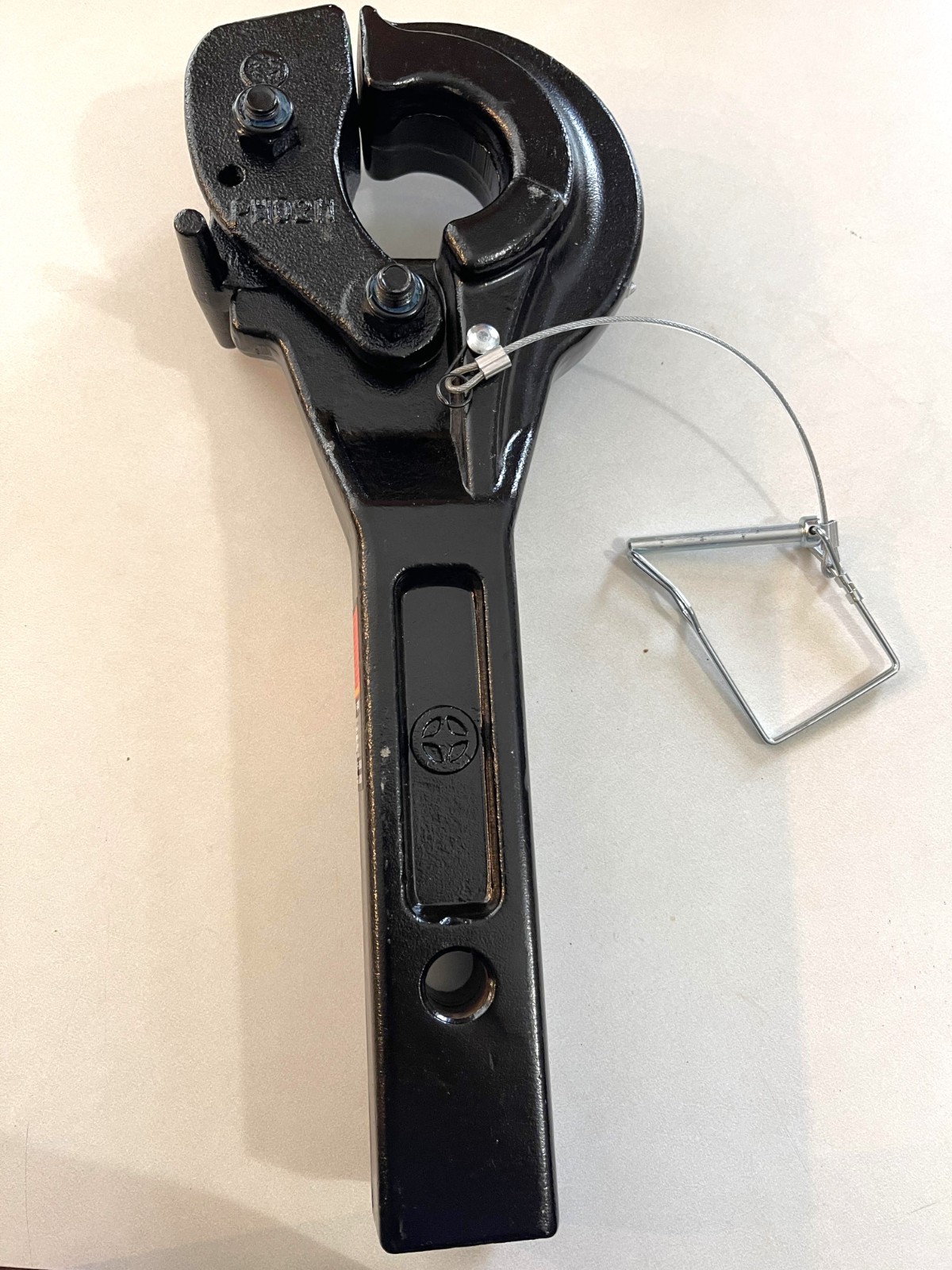 Forged Pintle Hook Hitch 10 T/20000 lbs 2 in Hook Receiver 2 1/2 in Lunette Ring