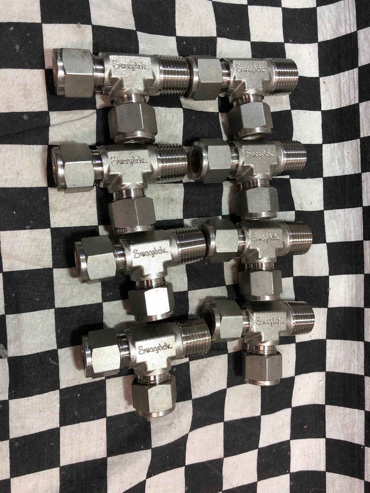 Swagelok Male Run Tee 1/2″, SS-810-3-8TMT, SS81038TMT, LOT OF 8, SHIPSAMEDAY