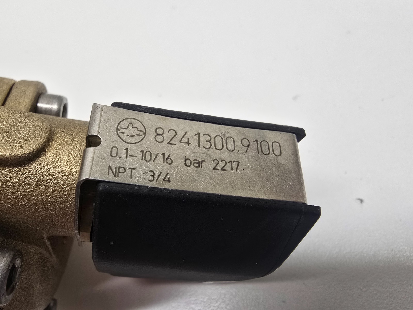 NEW OLD STOCK! NORGREN IMI BUSCHJOST SOLENOID VALVE 0000000.9100 8241300.9100