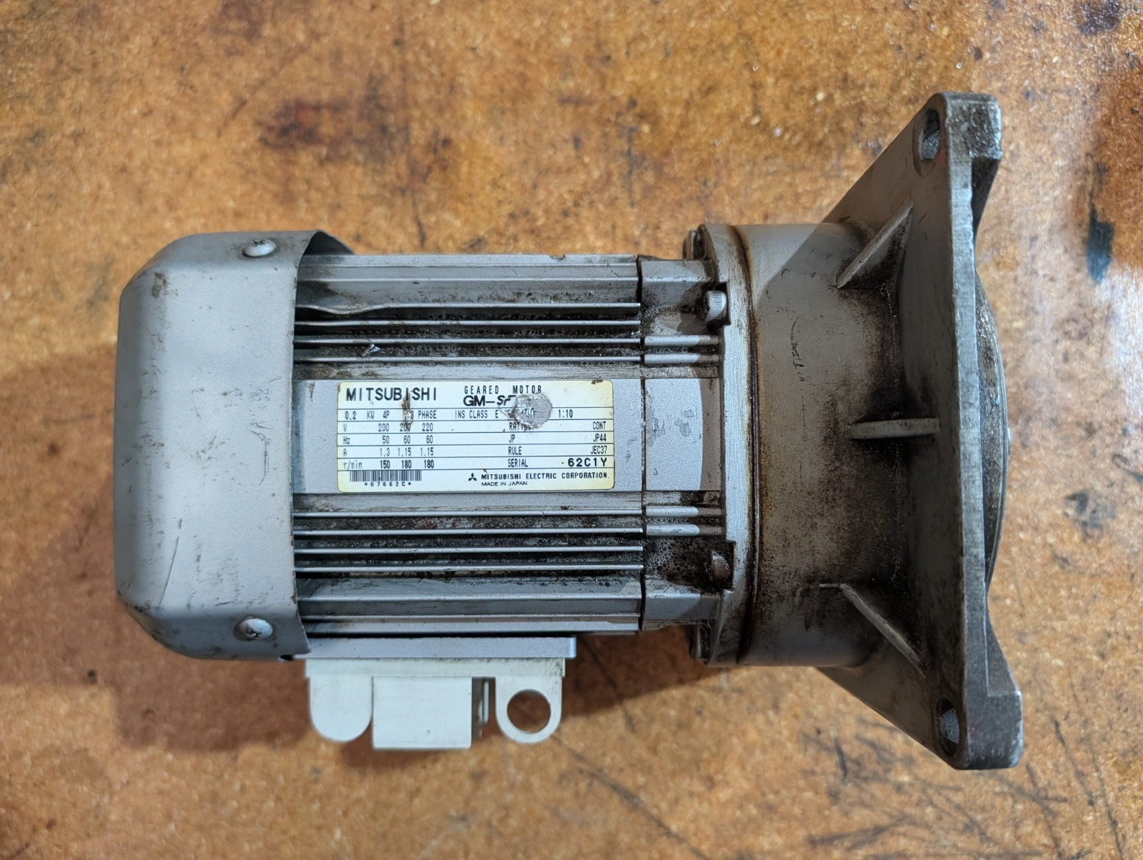 MITSUBISHI GM-SF 0.2KW 3PH GEARED MOTOR 1:10 RATIO 200/220V JP44