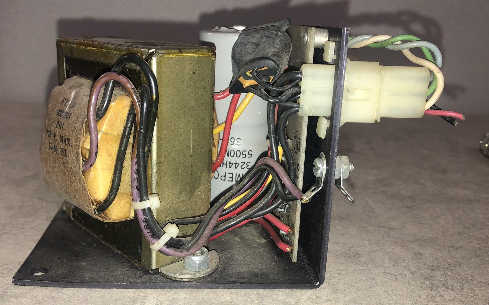 PACIFIC TECHNOLOGY IP1202 POWER SUPPLY 24VDC 1.5A