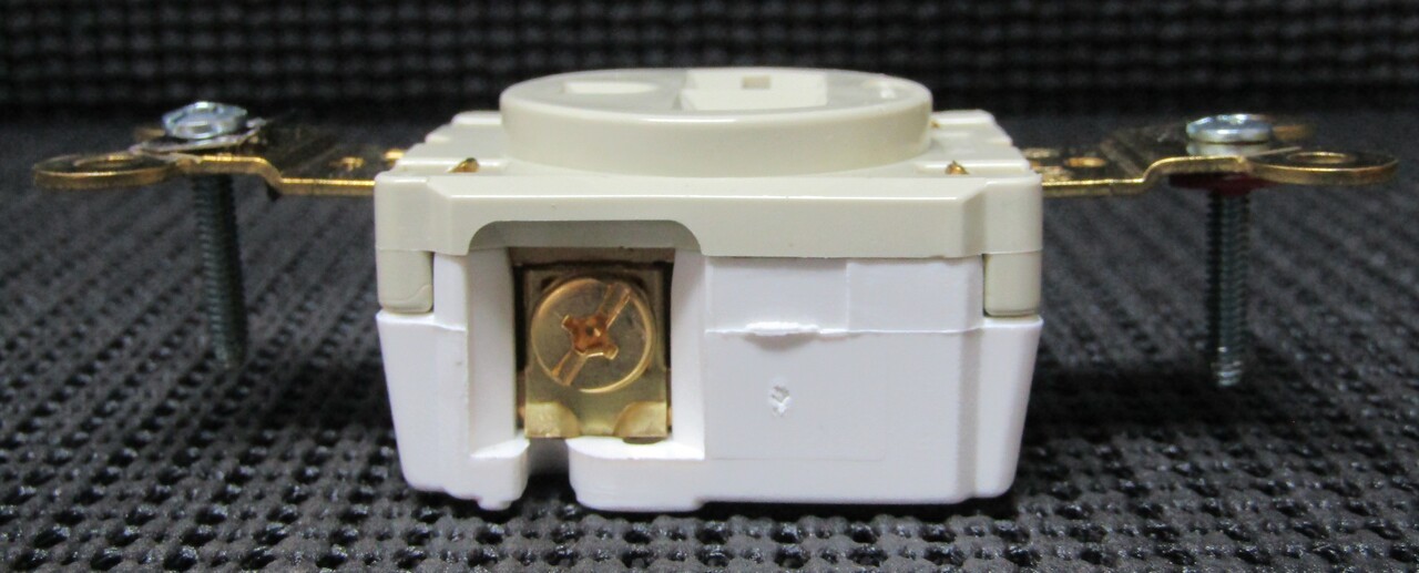 HUBBELL HBL5361I 20A 125V NEMA 5-20R 2P 3W GROUNDING SINGLE RECEPTACLE IVORY