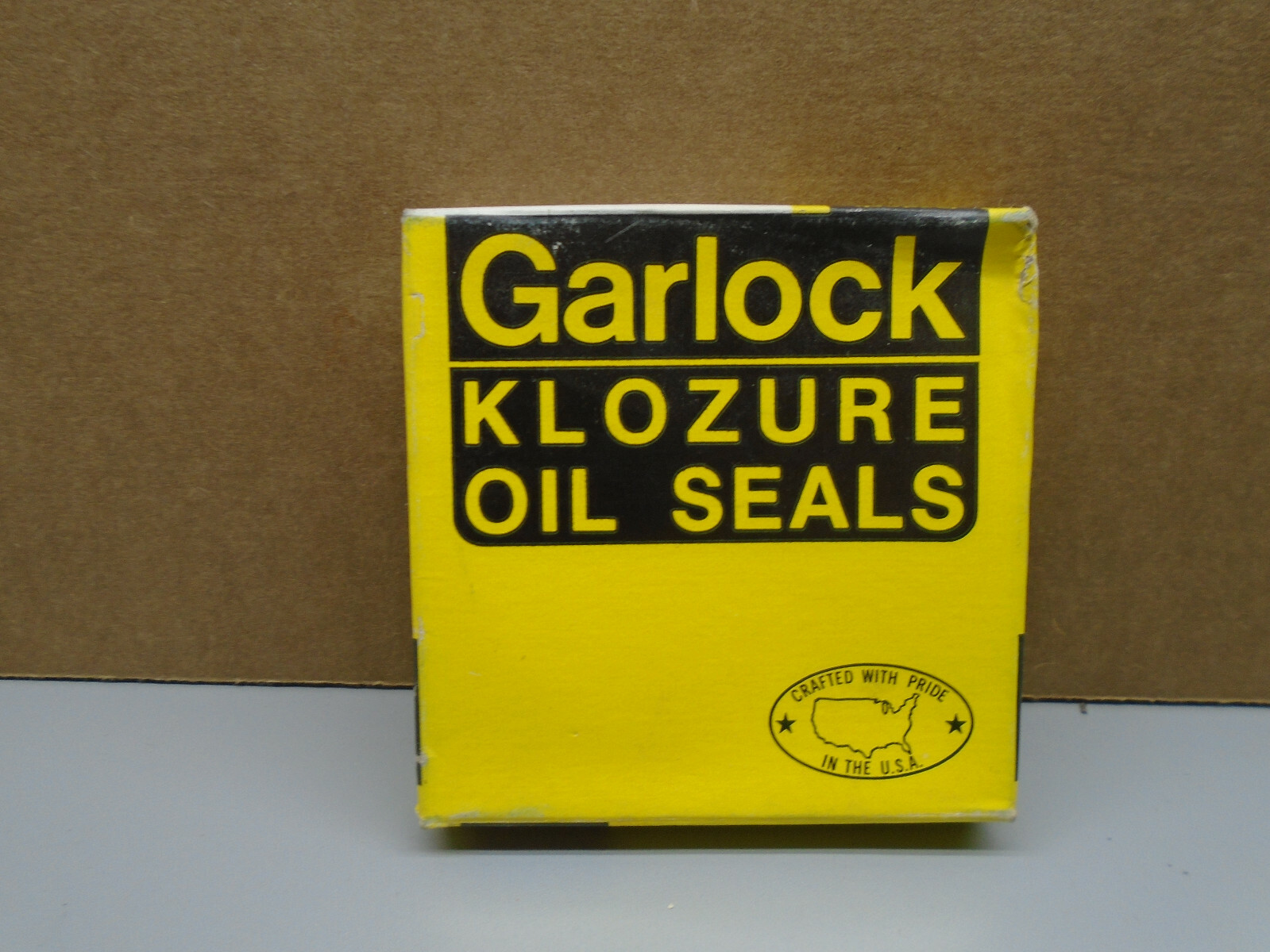 New old Stock 63-1420 Garlock Klozure Oil Seal 631420 N364