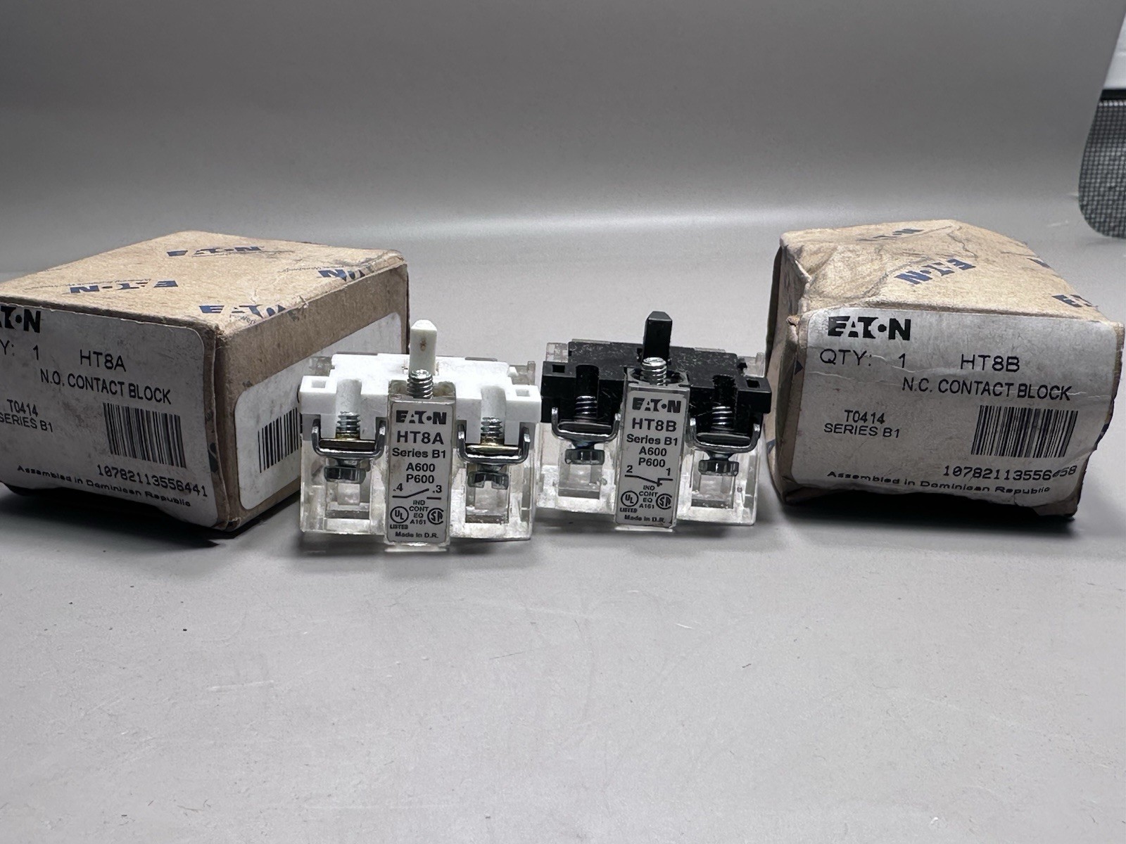 Lot Of 2. EATON HT8B CONTACT BLOCK