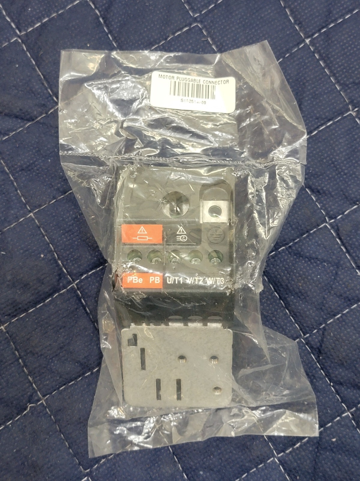 NEW PBe MOTOR PLUGGABLE CONNECTOR S1A2514700 – New