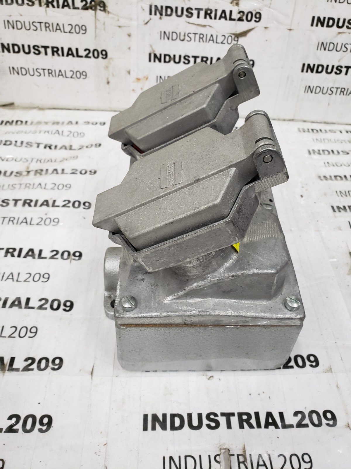CROUSE -HINDS EOS-272 3/4” 0200609-2