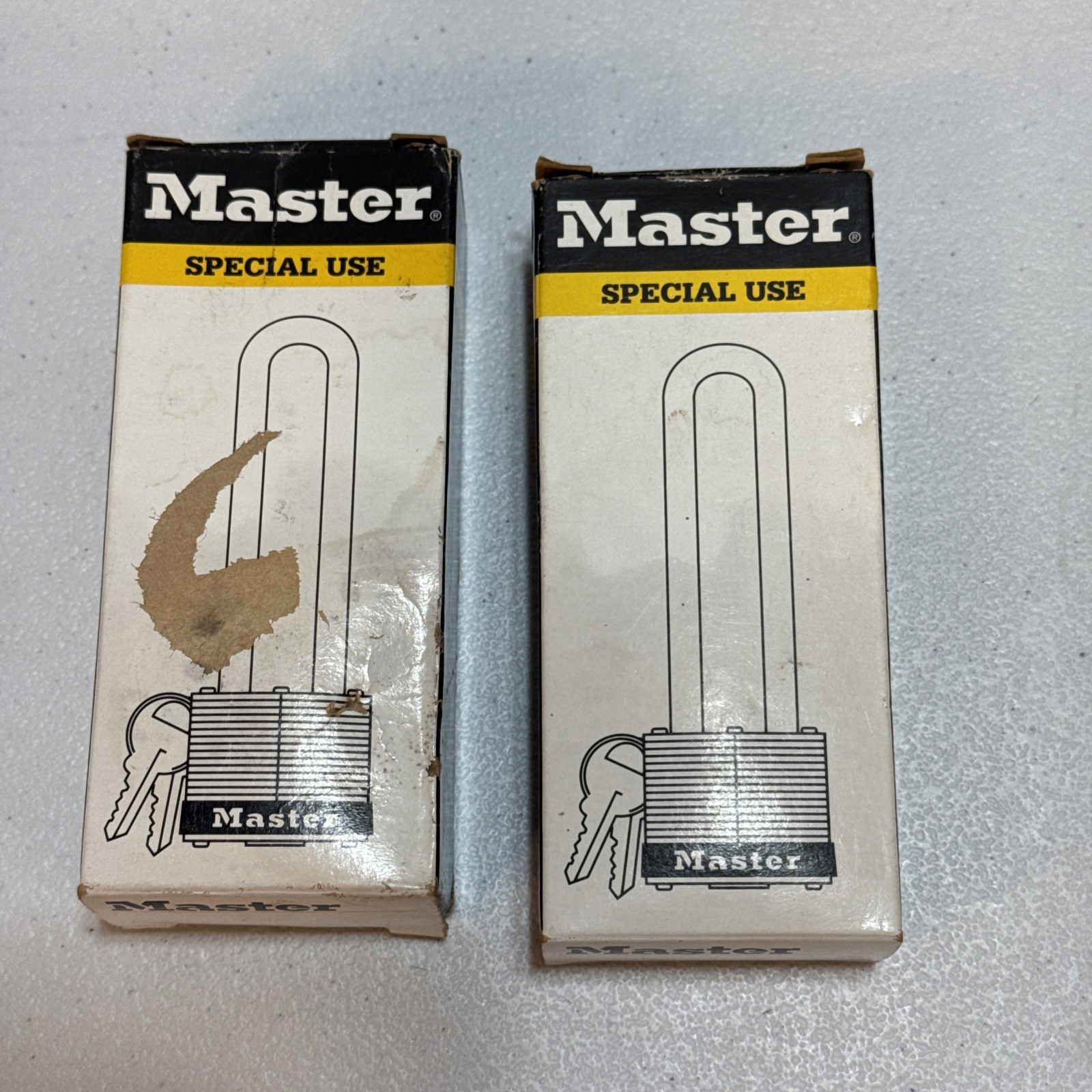 MASTER LOCK 1500LH Combination Padlock,3/4 in, Round, Black OPEN BOX No Key