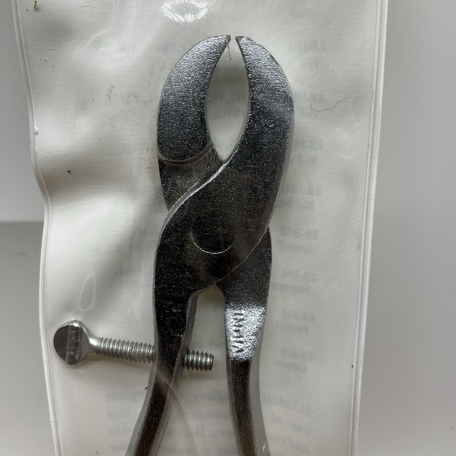 SEYMOUR Ringer Pliers Model: RR-HM HILL