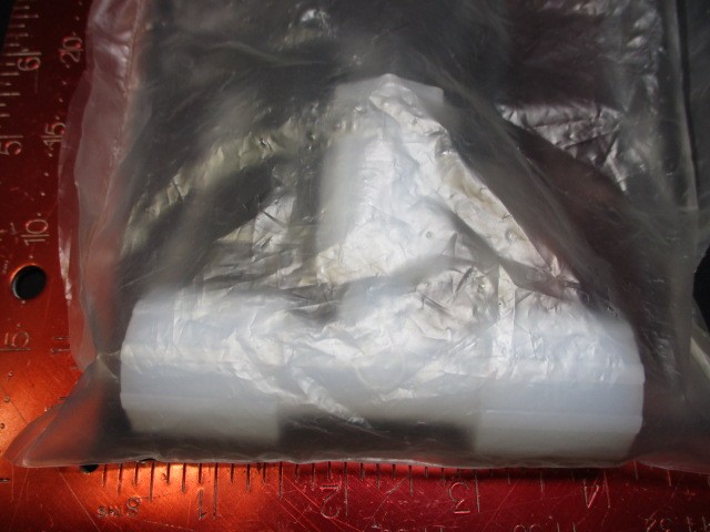 ENTEGRIS-FLUOROWARE UT8-8T-8FN-3 PFA Tee Adapter