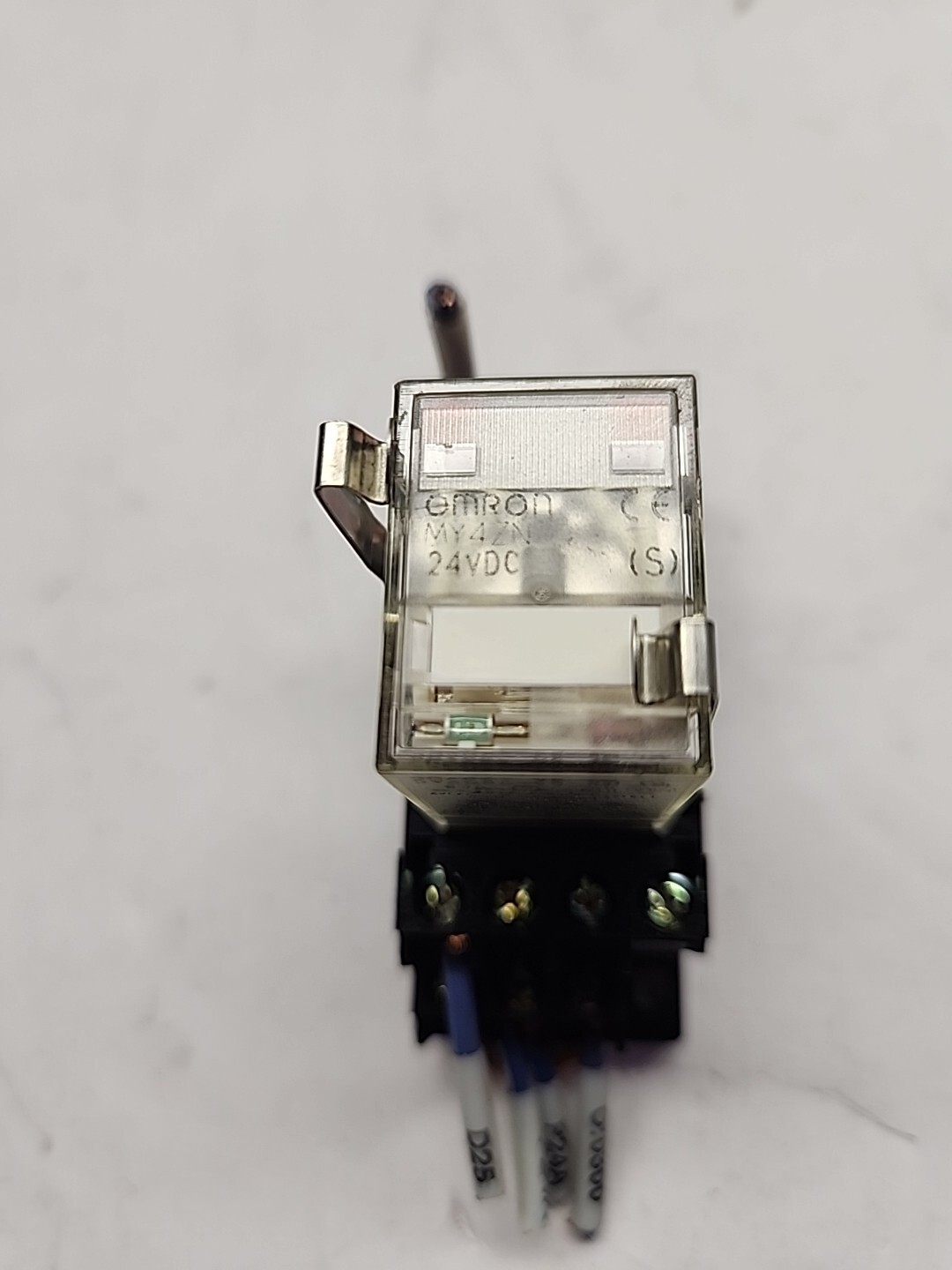 OMRON MY4ZN 24vdc, Base 1781W1 – Free Shipping