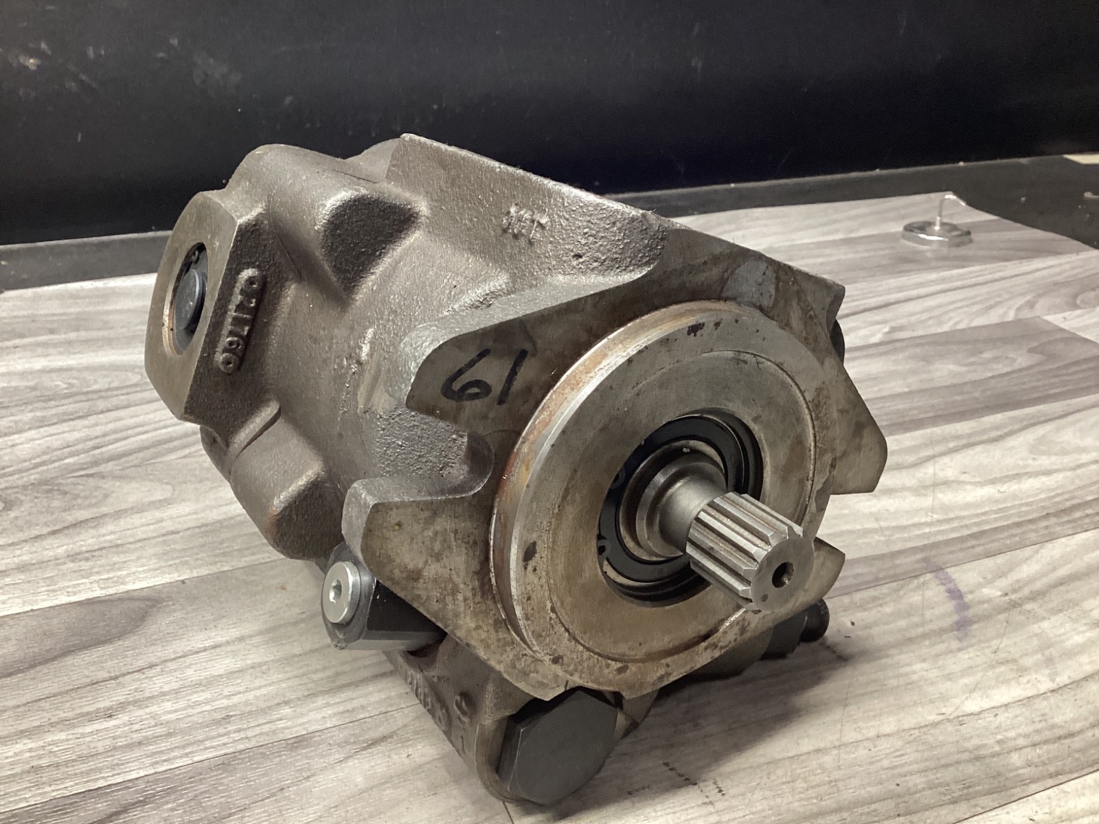 PARKER Piston Pump PAVC33R42W26 3000 PSI, CW Rotation #103B120PR3