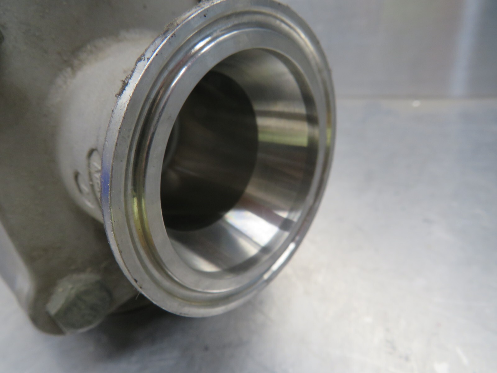 Worcester 2″ TWK 4466T TC V2 3 Way SS Ball Valve