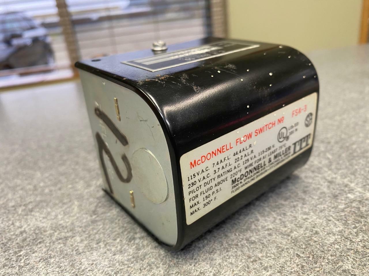 ITT McDonnell & Miller FS4-3 Flow Switch / C.H Bull B-037-004