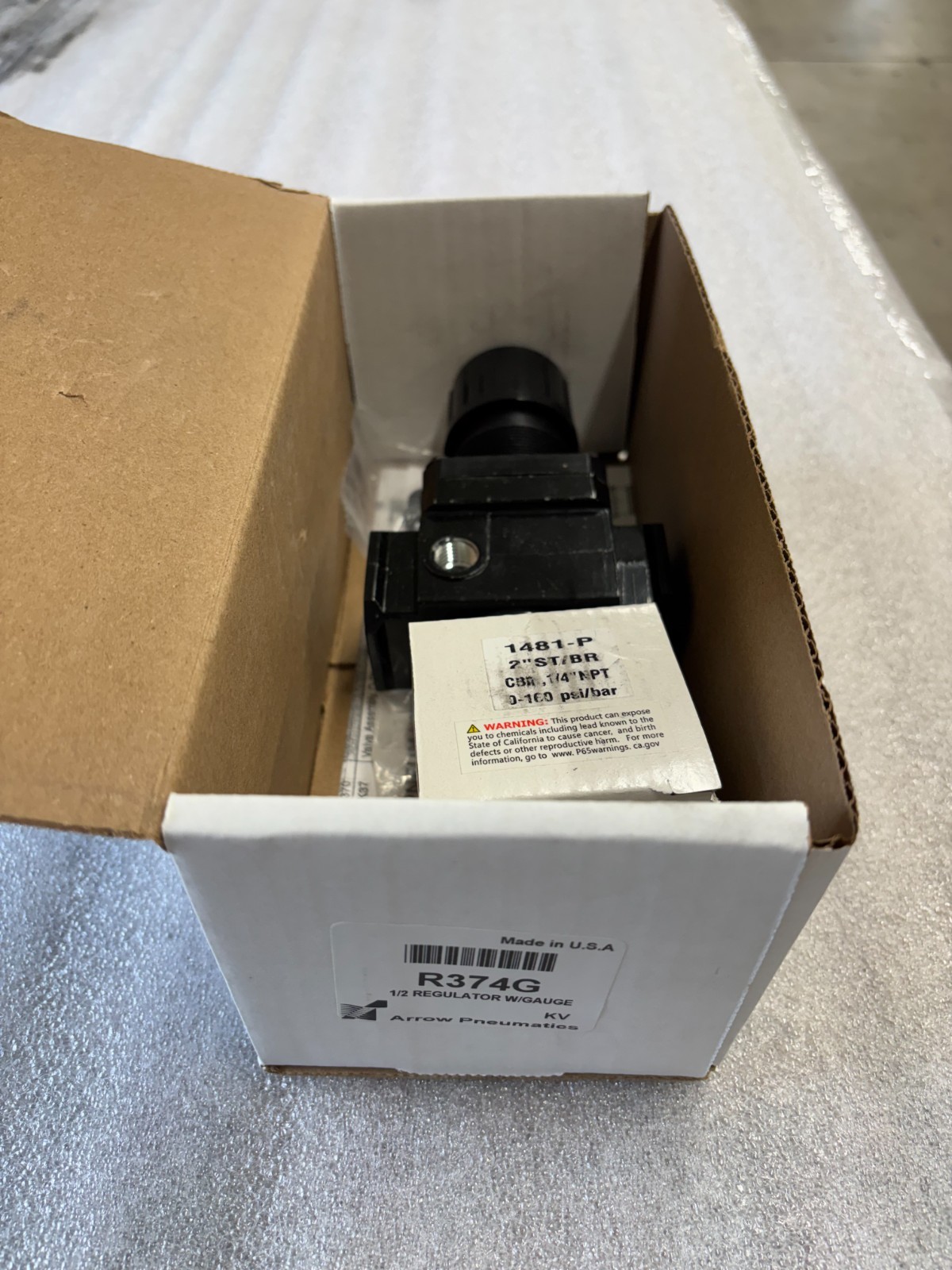 NEW OPEN BOX ARROW R374G 1/2′ REGULATOR W/GAUGE NSFB (in house code #742)