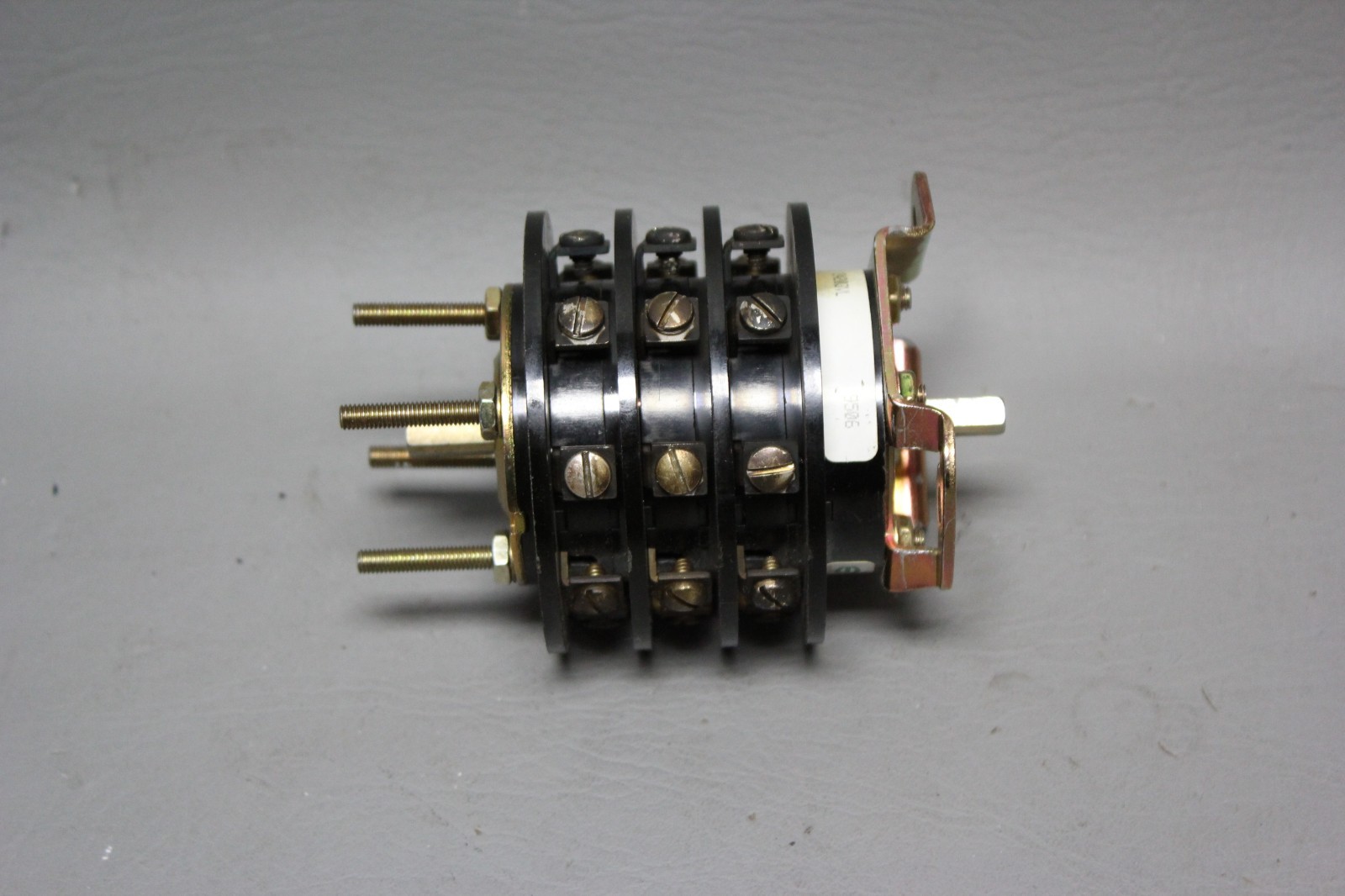 ELECTROSWITCH SERIES 24 ROTARY CAM SWITCH 24203VL