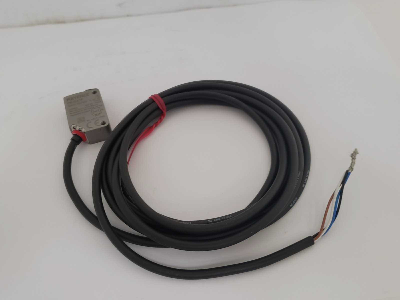 KEYENCE PR-G51P PHOTOELECTRIC SENSOR THRUBEAM 10-30 VDC NNB