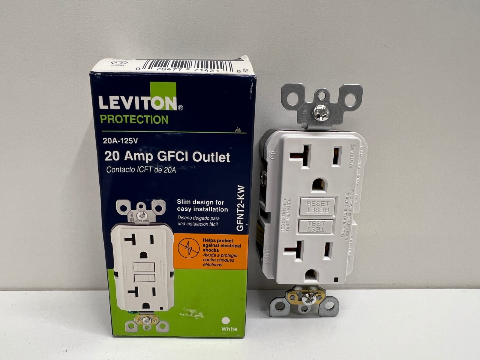 NEW IN BOX! LEVITON 20A 125V SELF-TEST GFCI OUTLET WHITE GFNT2-KW