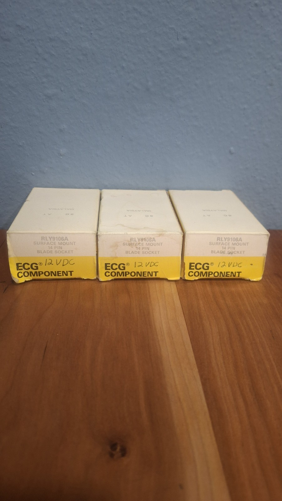 Lot Of 3 – Philips ECG Component RLY9106A Surface Mount 14 PIN Blade Socket
