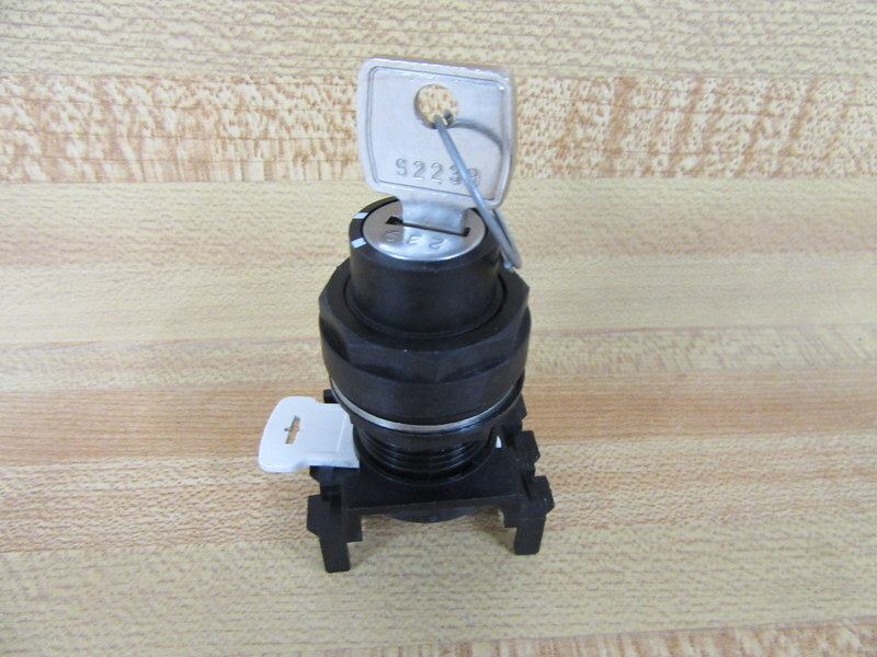 Cutler Hammer/Eaton E22KB53A Key Switch